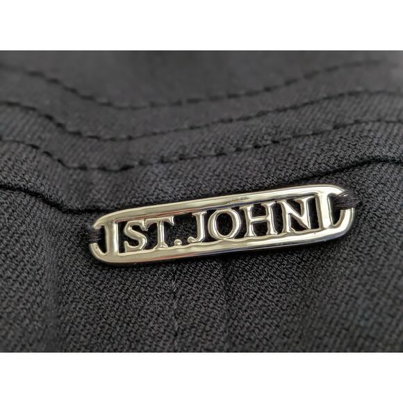 St. John Sport Women’s Black Jacket Size M Medium Twist Lock Closure Classic - Picture 8 of 8